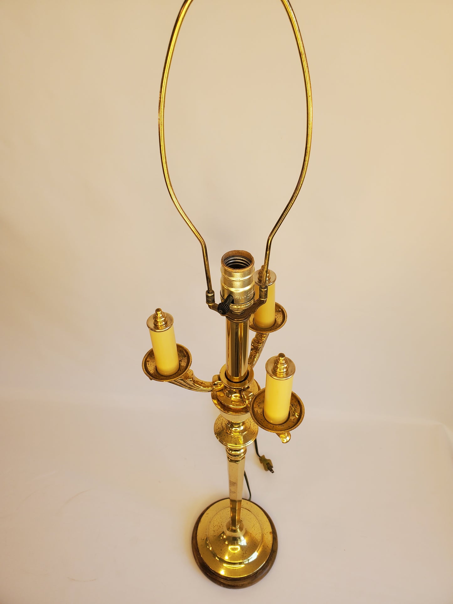 Vintage Brass Candelabra Style Table Lamp