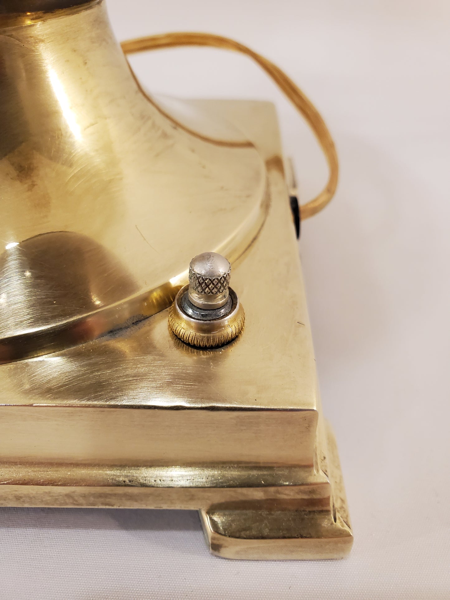 Vintage Rembrandt Brass and Burgandy Enamel Neoclassical Table Lamp