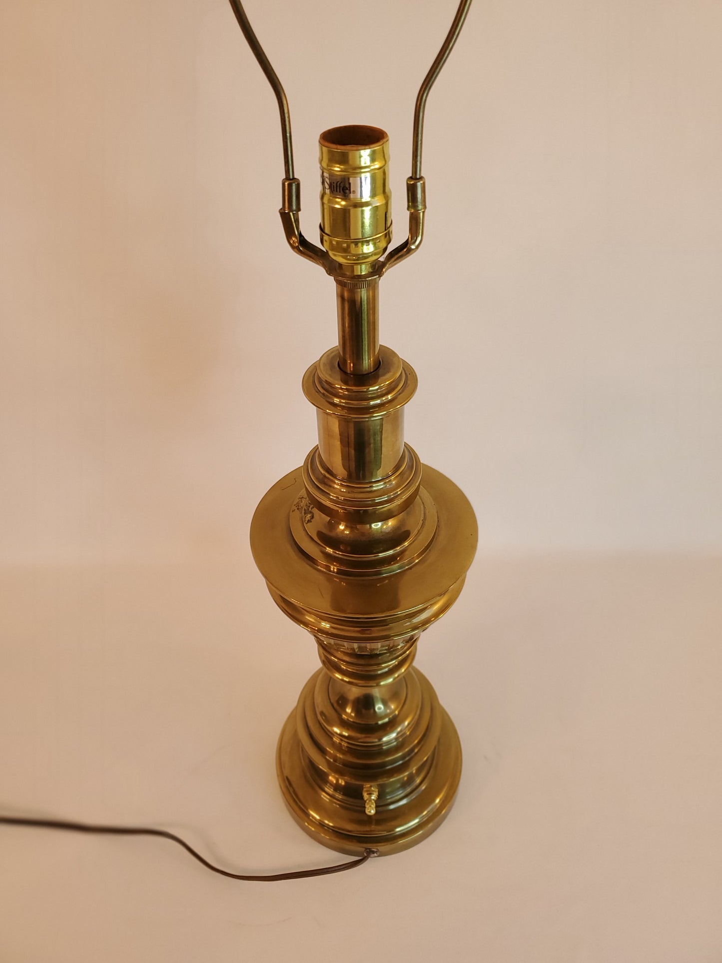 Vintage Stiffel Brass Trophy Style Table Lamp