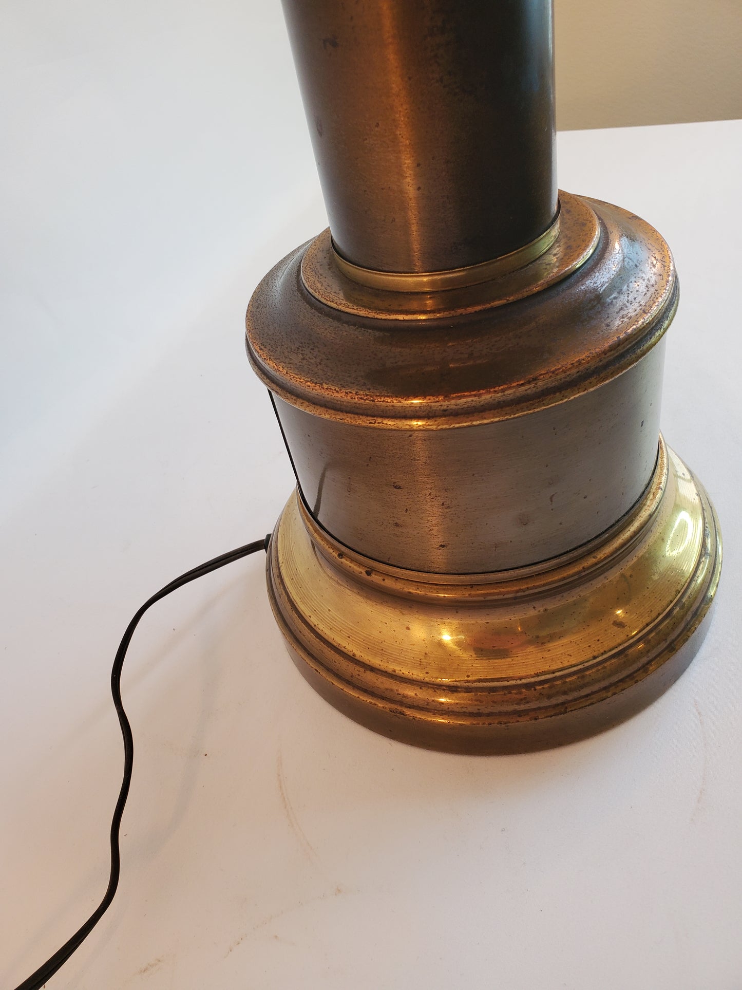 Vintage Art Deco Table Lamp Pair from Thomas Industries