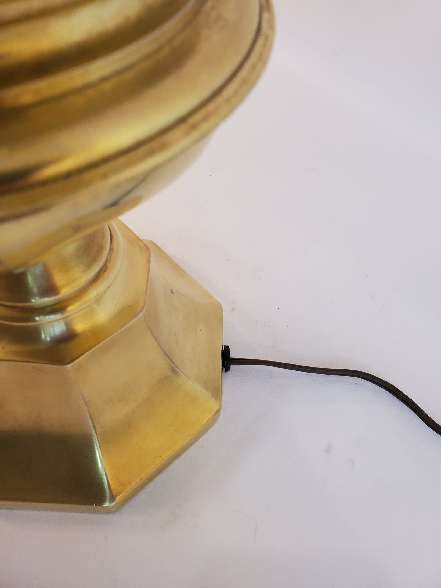 Vintage Stiffel Trophy Table Lamp Octagon Base