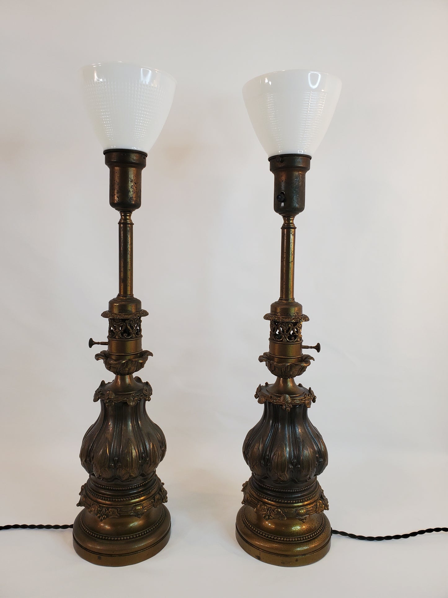 1940s Pair of Stiffel Brass Torchiere Lamps - Acanthus Leaf