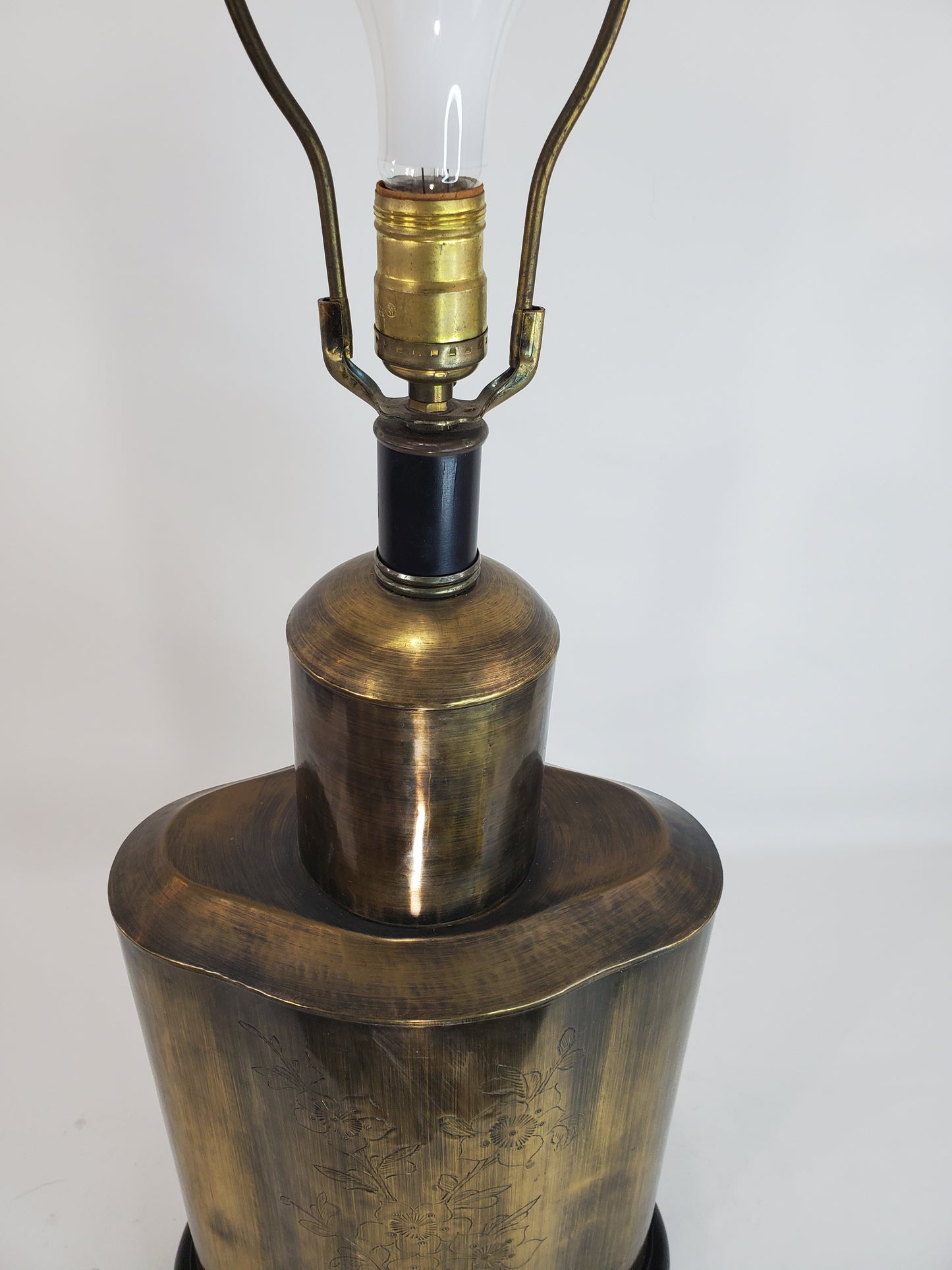 Hollywood Regency Asian Style Etched Brass Urn Lamp
