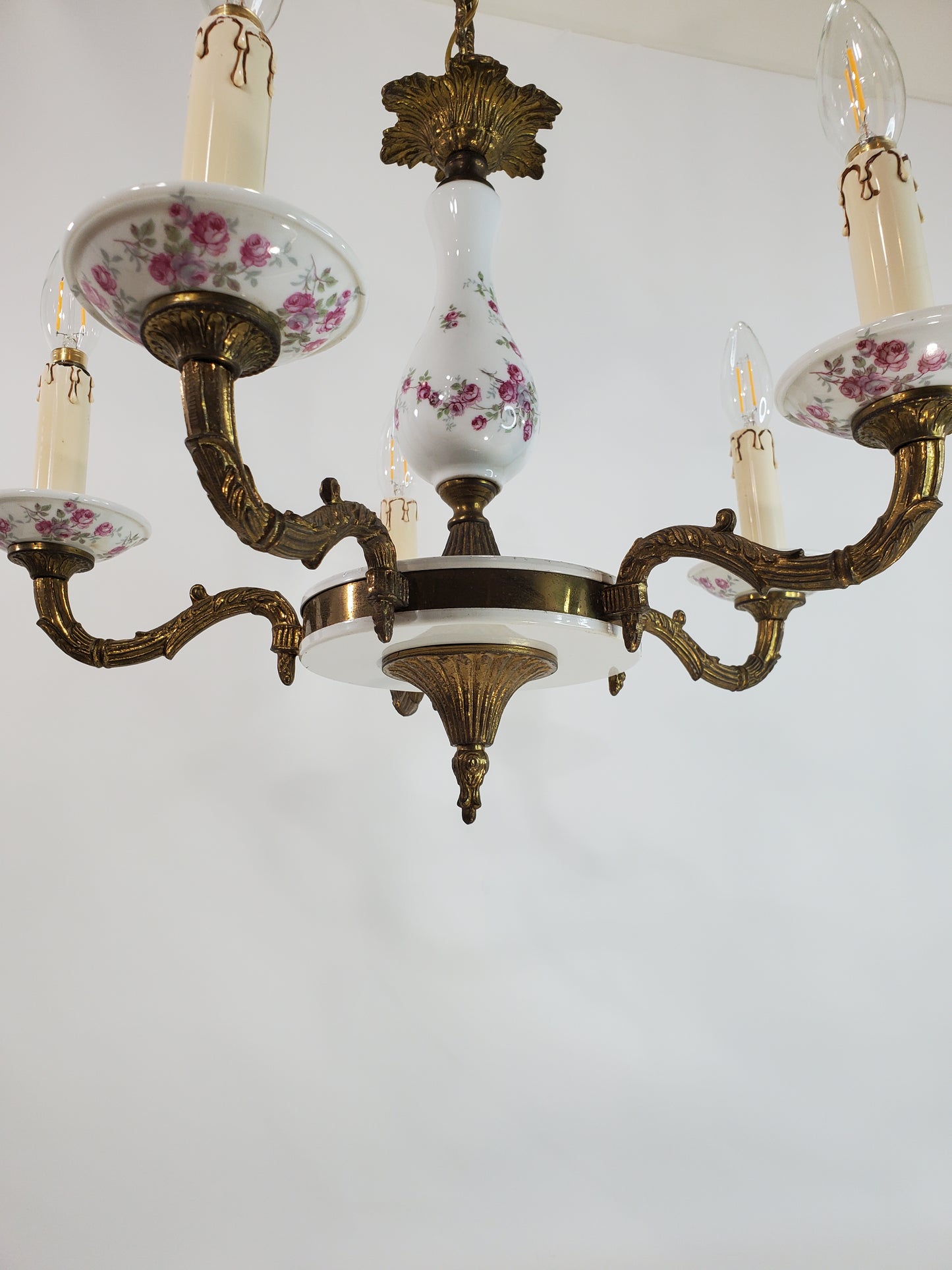 Mid-Century Brass and Porcelain 5-Light Floral Chandelier