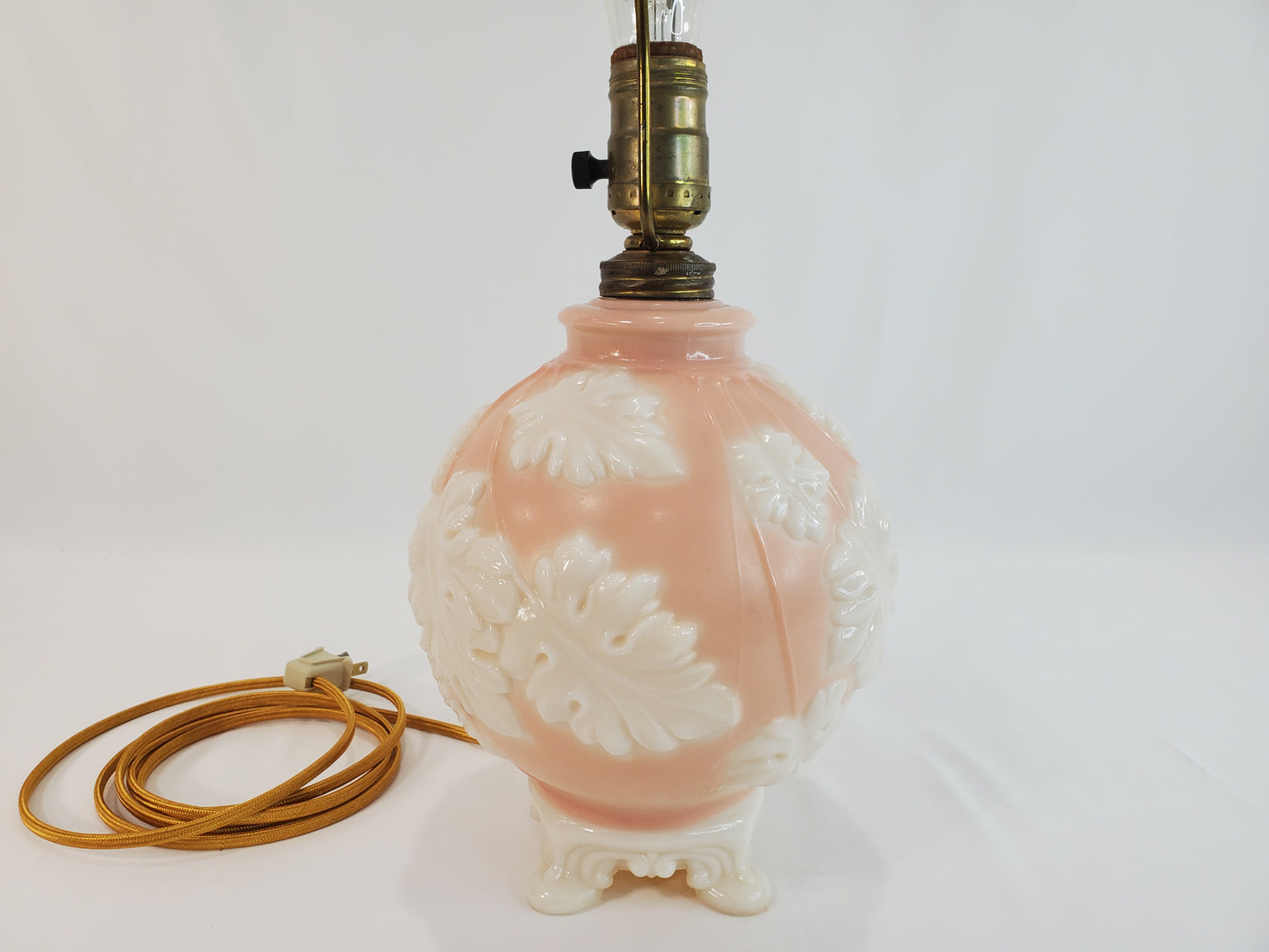 1940s Art Deco Aladdin Alacite Pink Glass Lamp with Illuminated Base-2