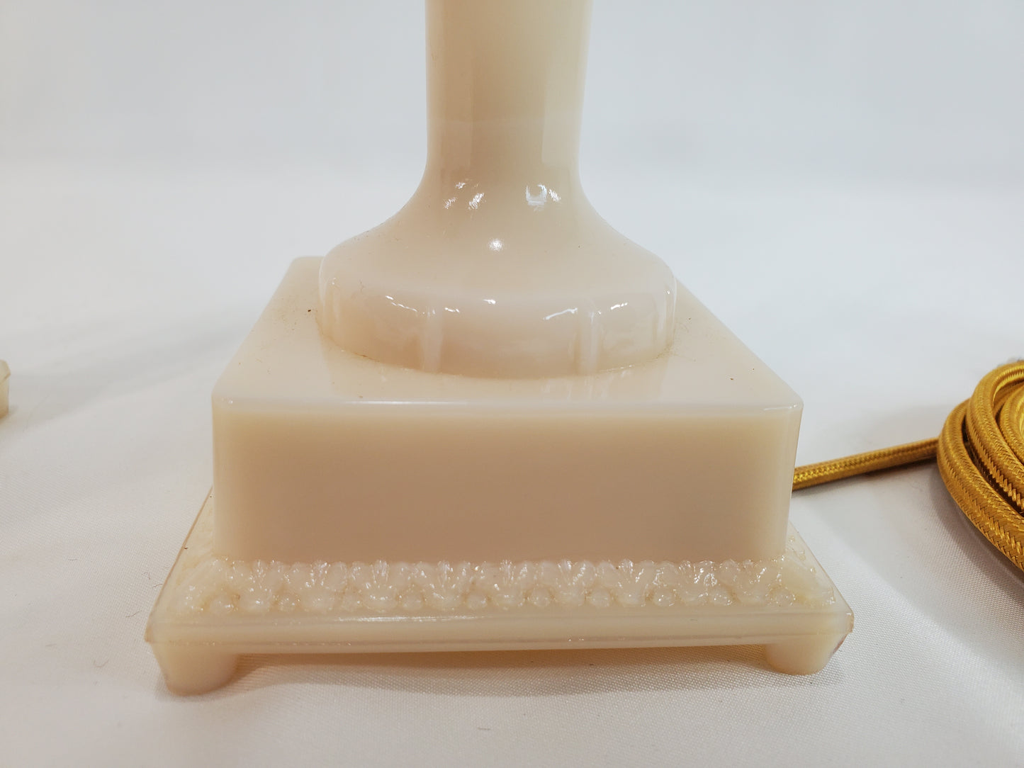 Pair Petite Aladdin Alacite Glass Boudoir Lamps