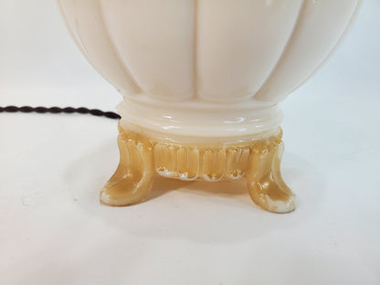 Vintage Aladdin Alacite Table Lamp with Gold Accents