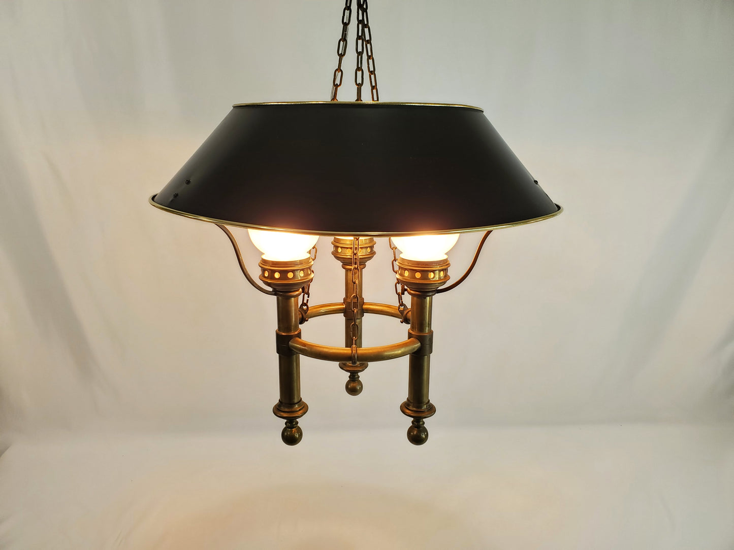 Vintage Brass Chapman Billiard Bouillotte Gaming Lamp