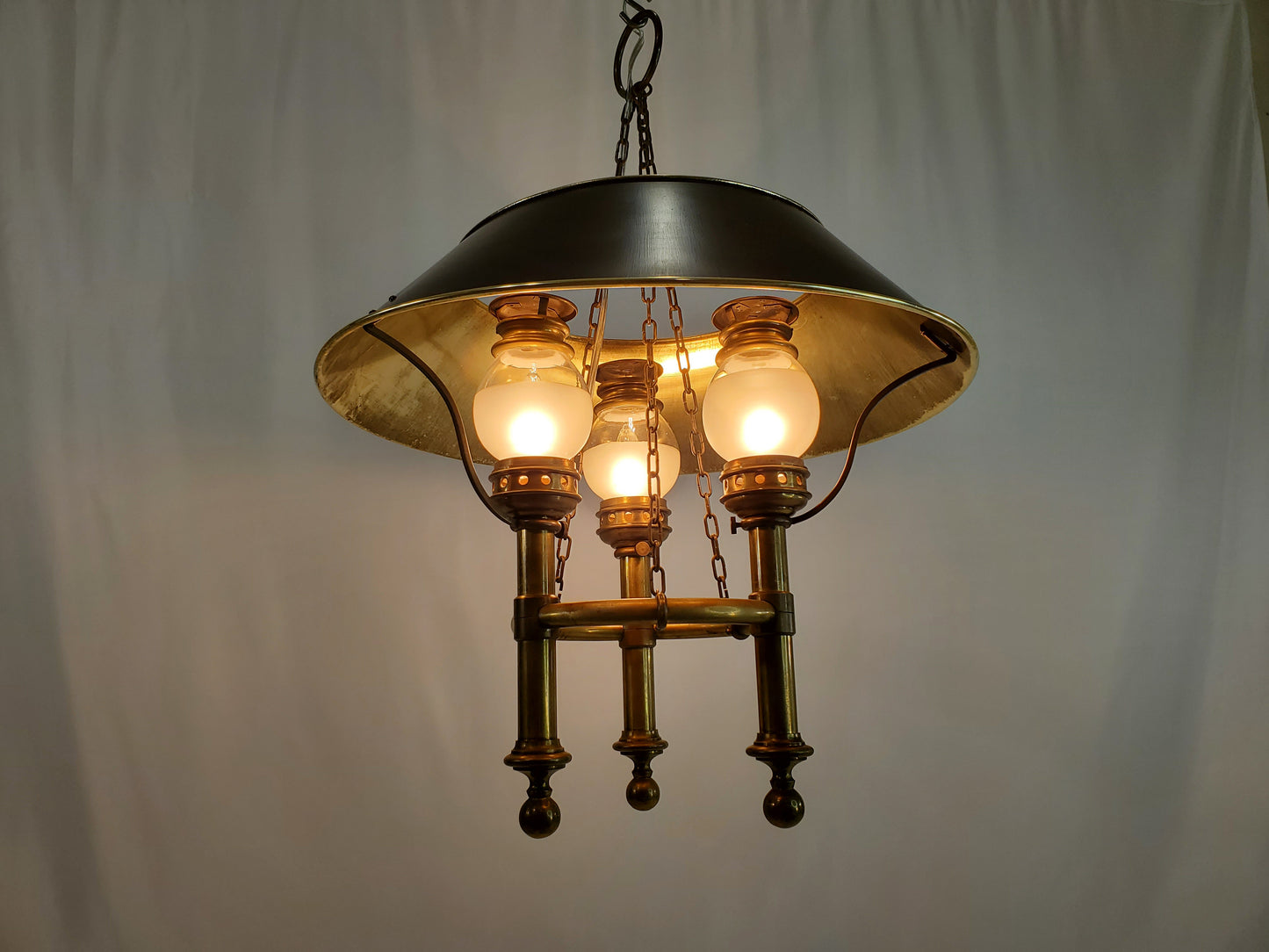 Vintage Brass Chapman Billiard Bouillotte Gaming Lamp