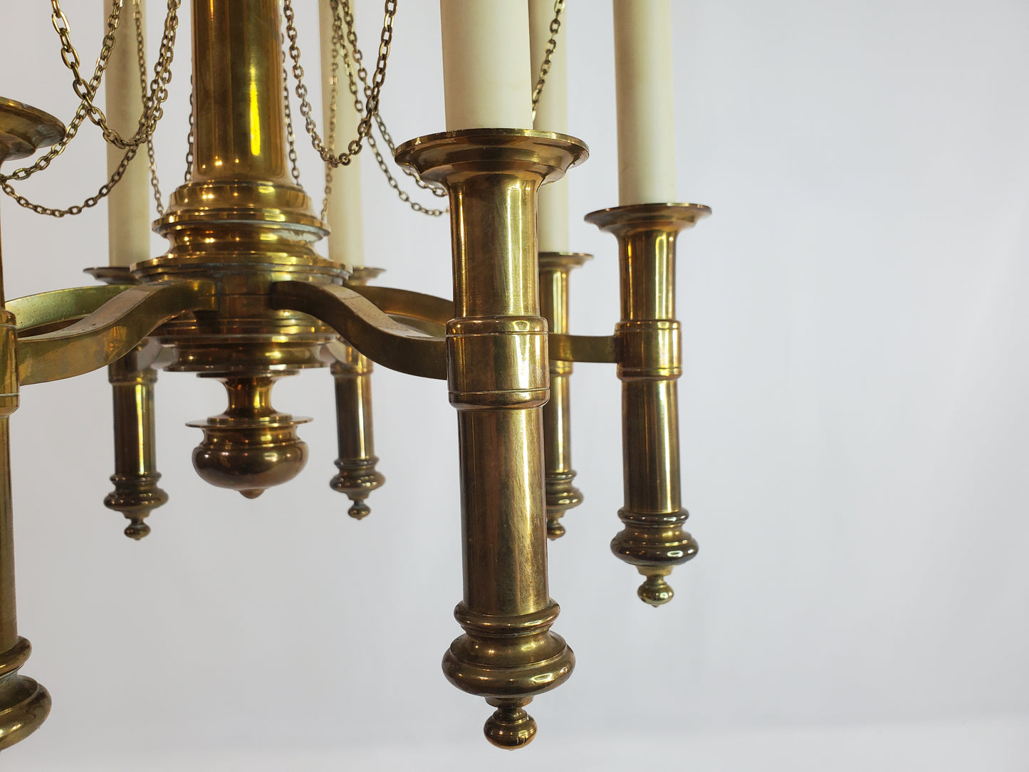 Mid Century Chapman Brass 8-Light Candlestick Chandelier
