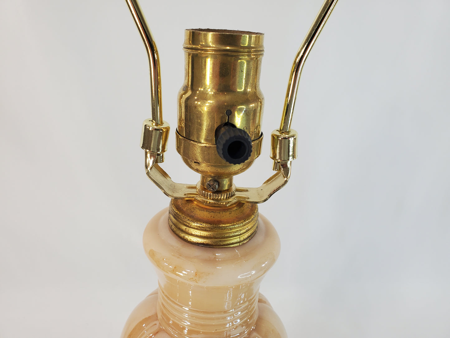 Pair of 1940s Aladdin Alacite G311 Table Lamps - Golden Lustre