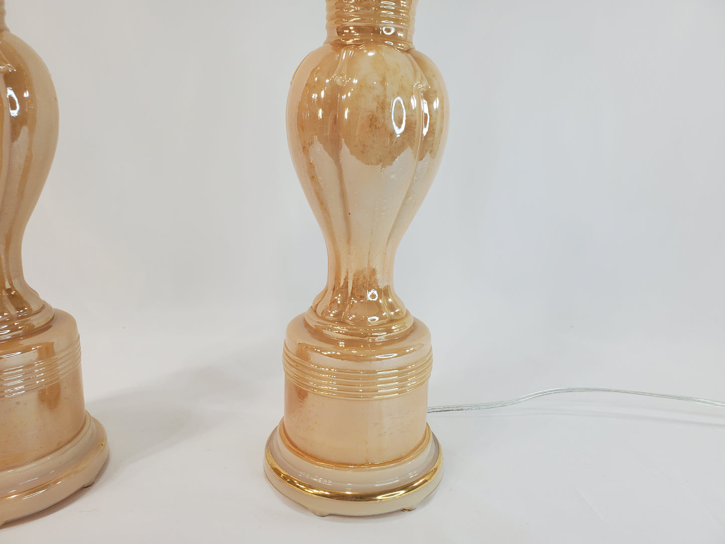 Pair of 1940s Aladdin Alacite G311 Table Lamps - Golden Lustre