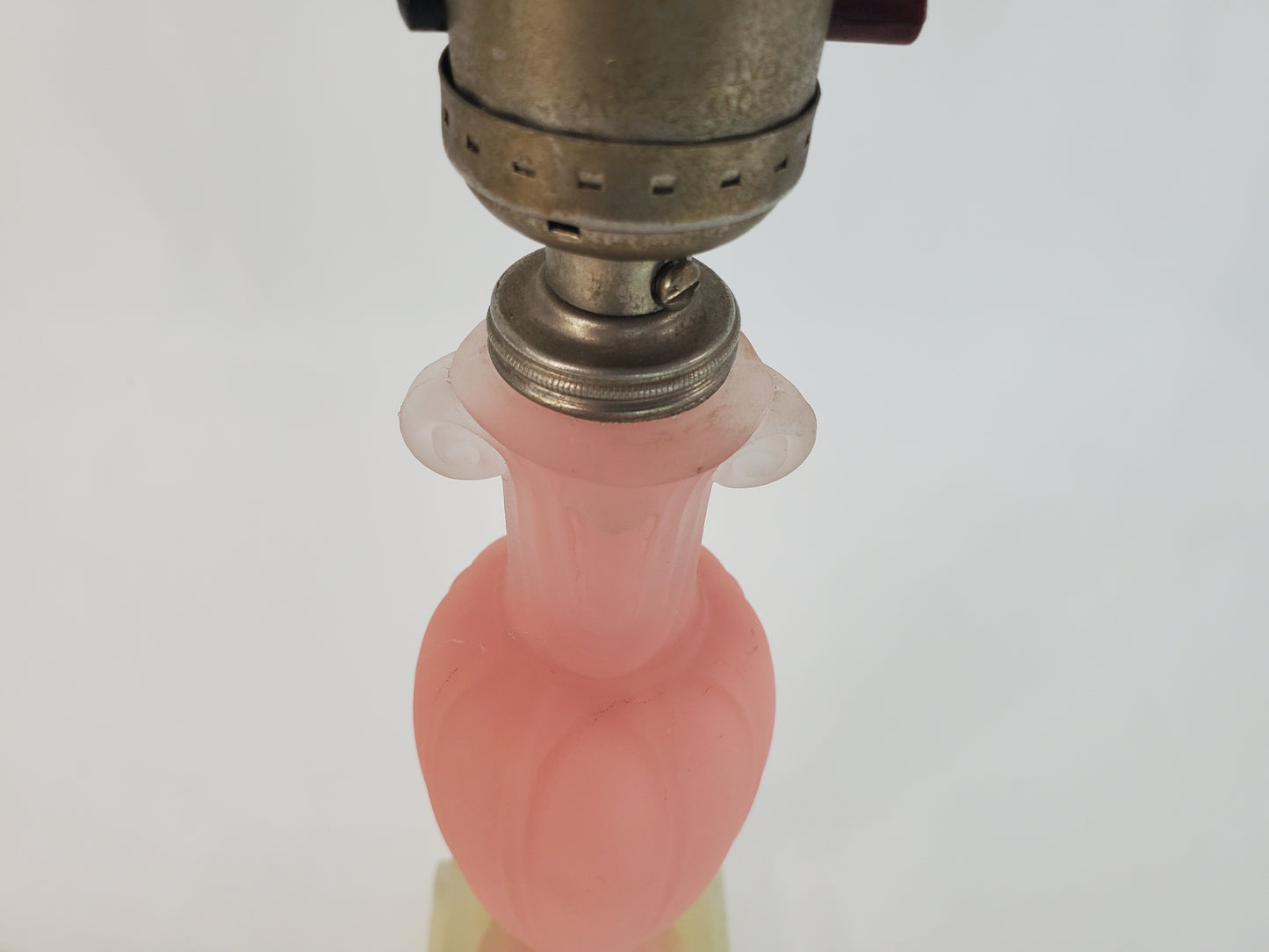 Vintage Aladdin Alacite Glass Boudoir Lamp Art Deco Pink