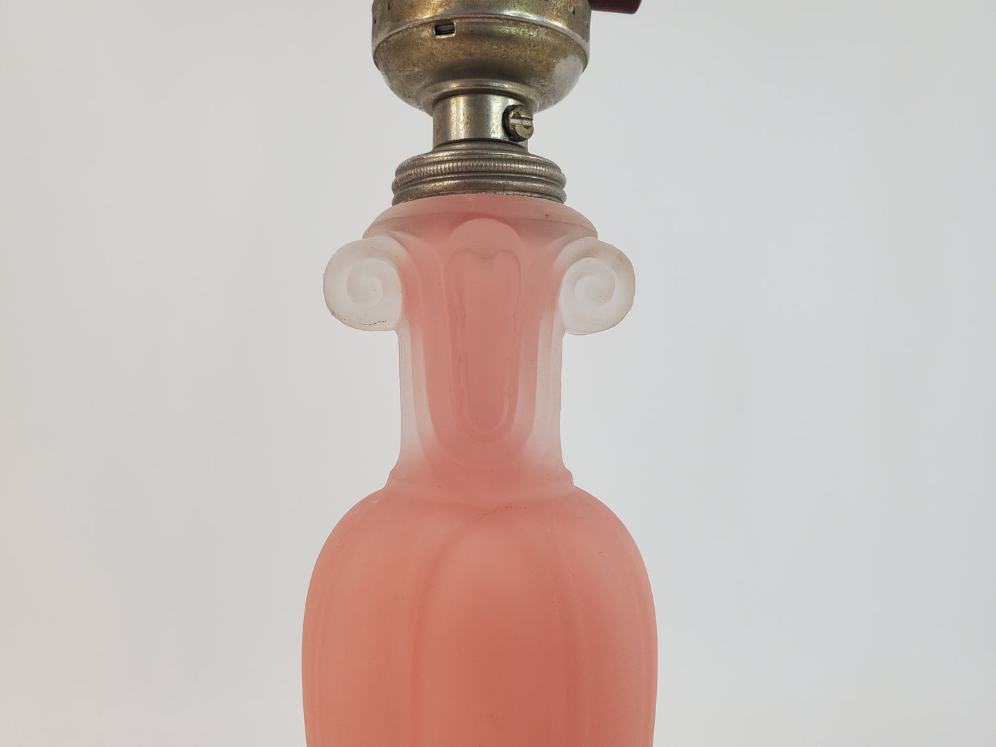 Vintage Aladdin Alacite Glass Boudoir Lamp Art Deco Pink