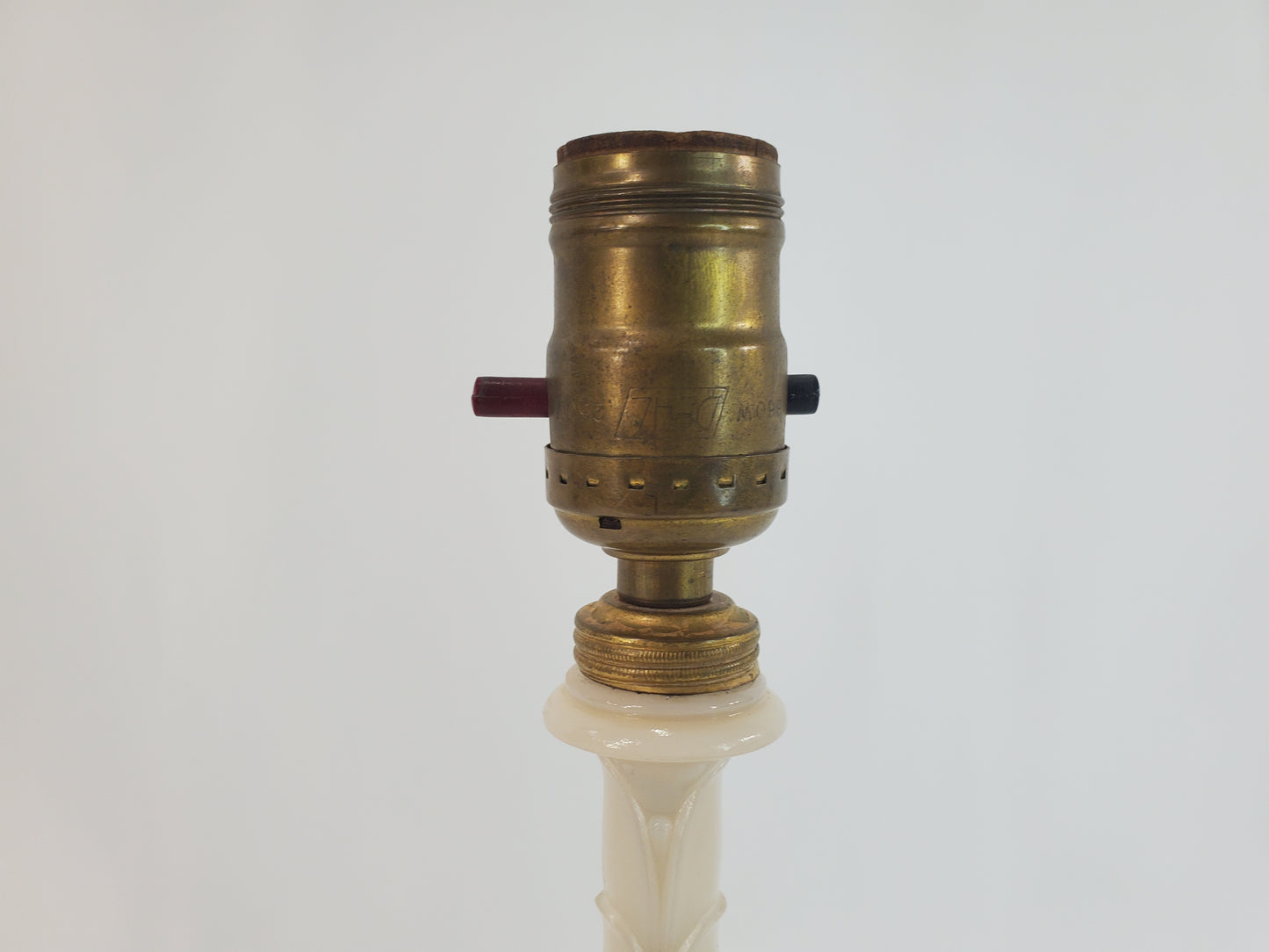 Vintage Aladdin Alacite Glass Table Lamp Leaf Column Design 1940s