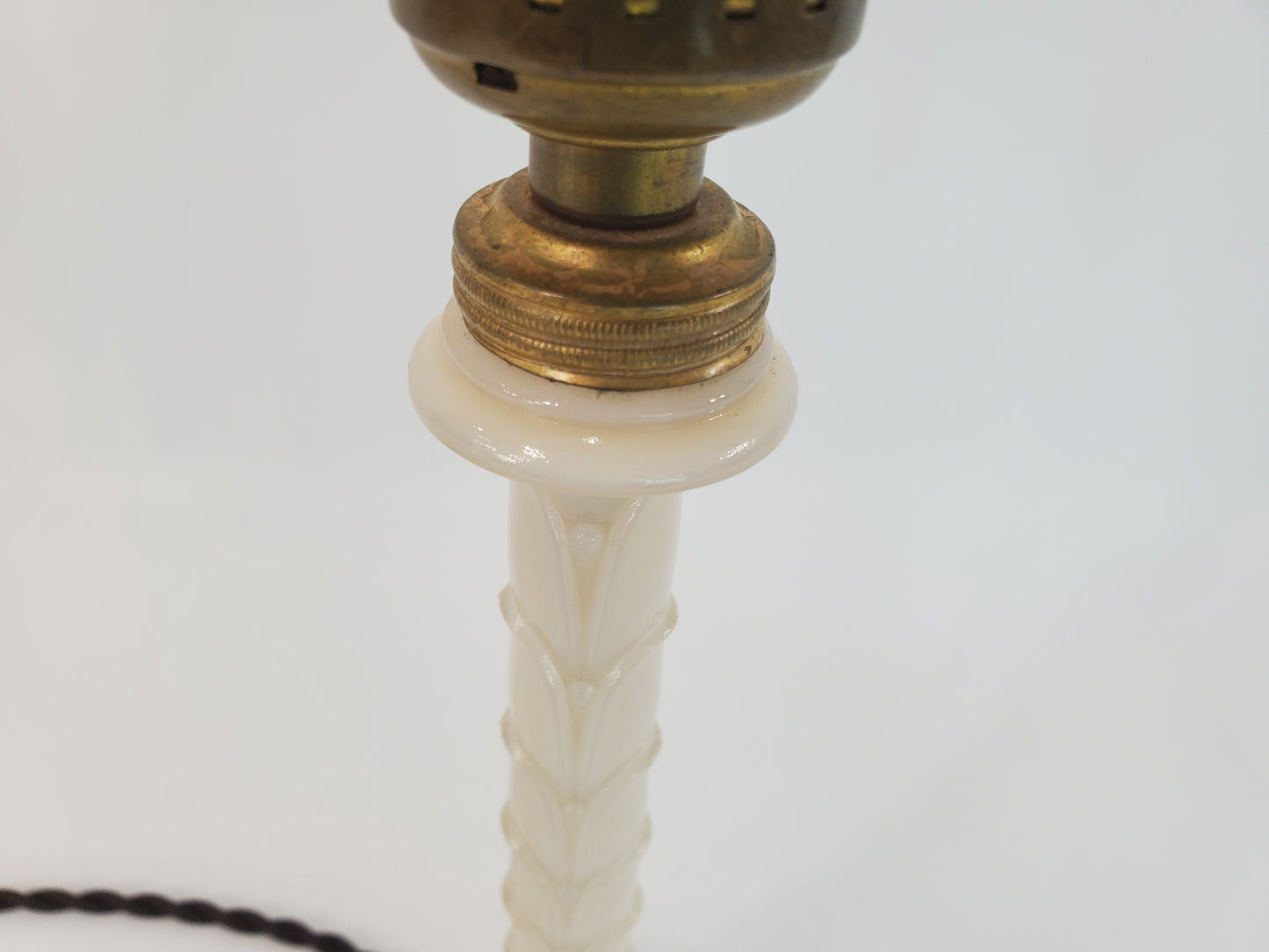 Vintage Aladdin Alacite Glass Table Lamp Leaf Column Design 1940s