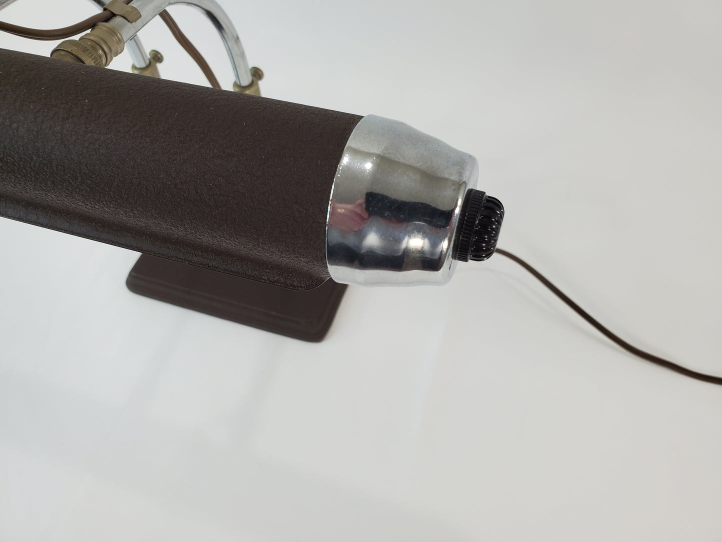 Vintage Art Deco Adjustable Piano Desk Lamp by the Radionic Transformer Co.