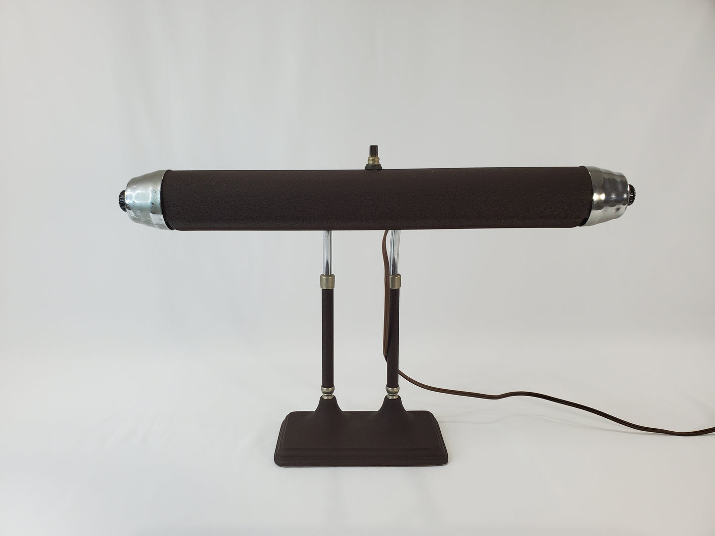 Vintage Art Deco Adjustable Piano Desk Lamp by the Radionic Transformer Co.