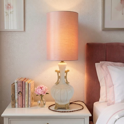 Vintage Aladdin Alacite Table Lamp with Gold Accents